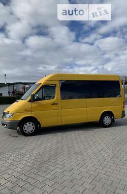 Грузопассажирский фургон Mercedes-Benz Sprinter 2001 в Косове