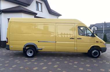 Грузовой фургон Mercedes-Benz Sprinter 2003 в Ровно