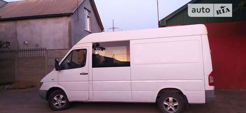 Грузопассажирский фургон Mercedes-Benz Sprinter 2005 в Харькове