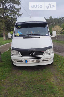 Мікроавтобус Mercedes-Benz Sprinter 2001 в Рівному