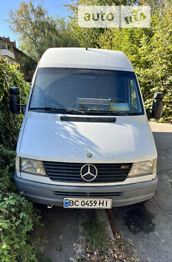 Вантажопасажирський фургон Mercedes-Benz Sprinter 1998 в Львові