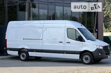 Грузовой фургон Mercedes-Benz Sprinter 2023 в 