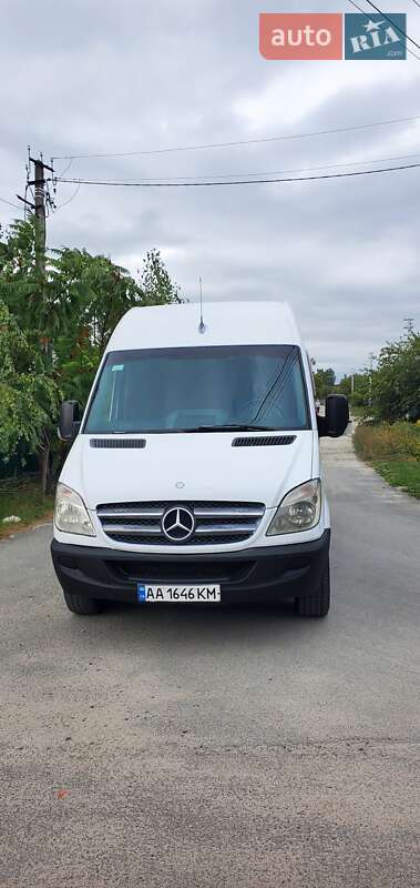 Mercedes-Benz Sprinter 2010