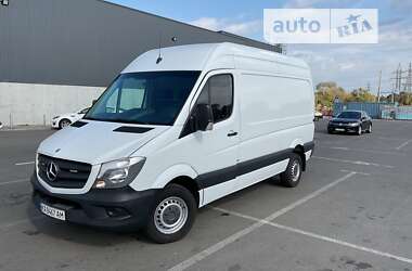 Вантажний фургон Mercedes-Benz Sprinter 2015 в Києві