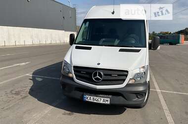 Вантажний фургон Mercedes-Benz Sprinter 2015 в Києві