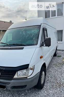 Вантажний фургон Mercedes-Benz Sprinter 2005 в Києві