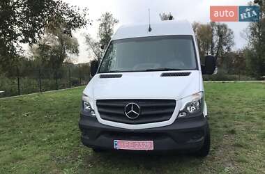 Вантажний фургон Mercedes-Benz Sprinter 2016 в Радивиліві