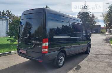 Вантажний фургон Mercedes-Benz Sprinter 2017 в Рівному