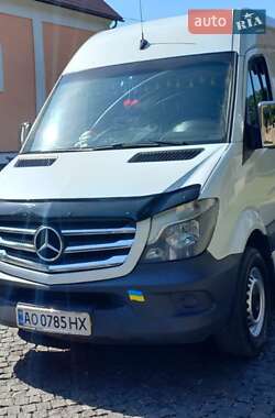 Грузовой фургон Mercedes-Benz Sprinter 2015 в 