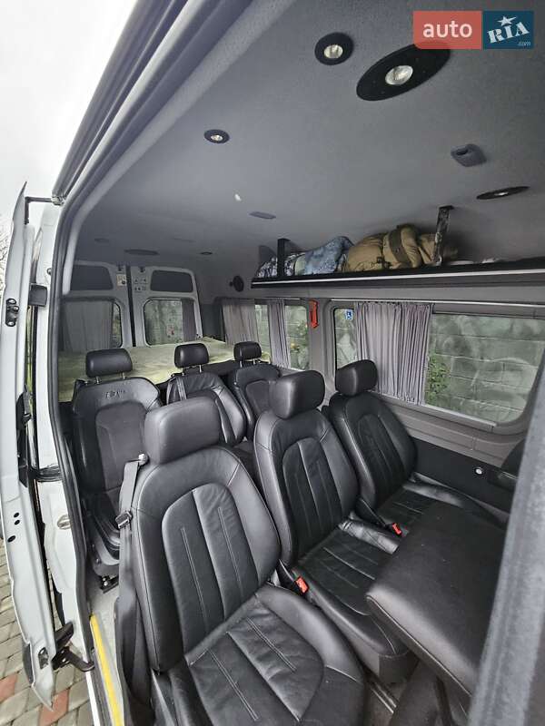 Микроавтобус Mercedes-Benz Sprinter 2015 в Львове