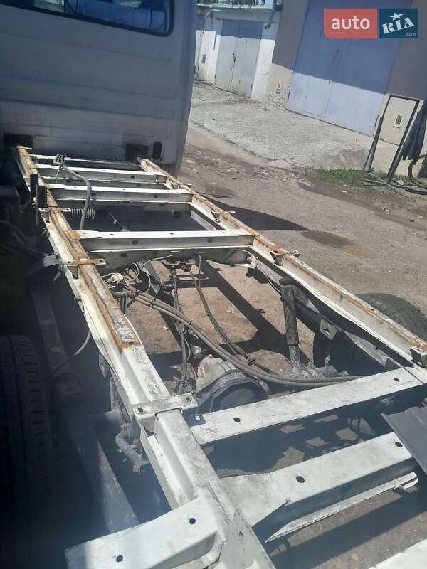 Вантажний фургон Mercedes-Benz Sprinter 2005 в Тернополі фото 58 Вантажний фургон Mercedes-Benz Sprinter 2005 в Тернополі