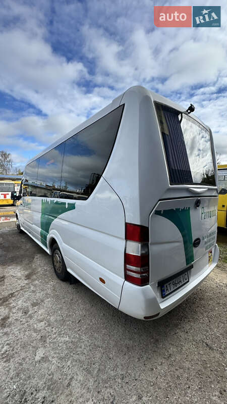 Микроавтобус Mercedes-Benz Sprinter 2010 в Ивано-Франковске