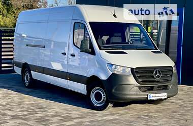 Вантажний фургон Mercedes-Benz Sprinter 2018 в Рівному