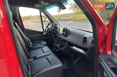 Грузовой фургон Mercedes-Benz Sprinter 2019 в 