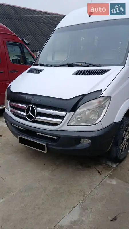 Мікроавтобус Mercedes-Benz Sprinter 2011 в 