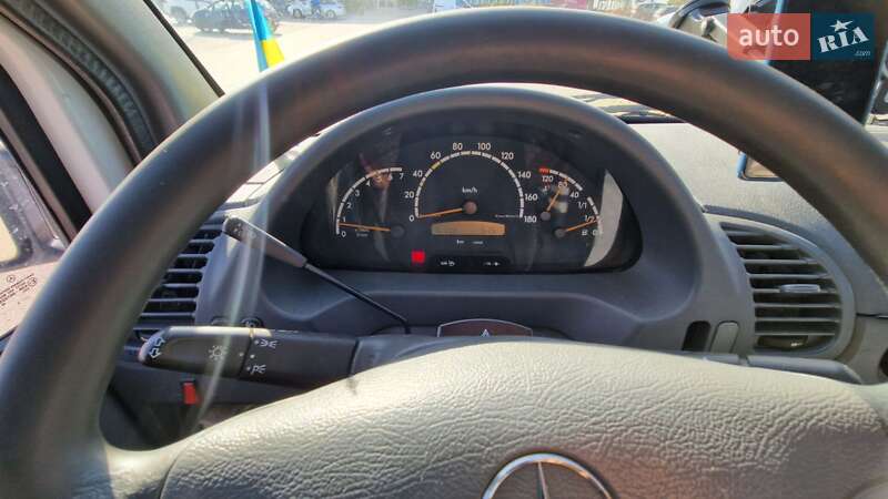 Мікроавтобус Mercedes-Benz Sprinter 2005 в Виноградові