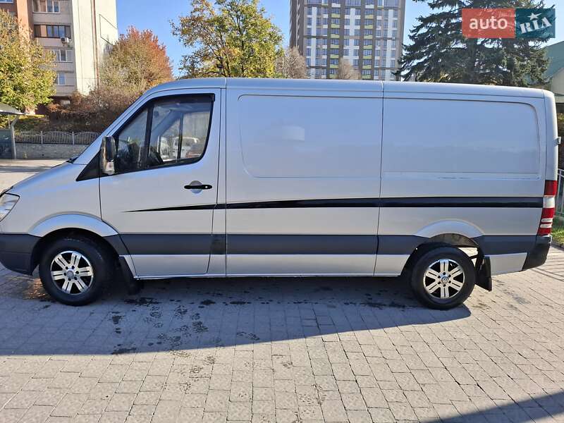 Грузовой фургон Mercedes-Benz Sprinter 2009 в Тернополе