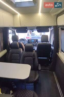Мікроавтобус Mercedes-Benz Sprinter 2018 в 
