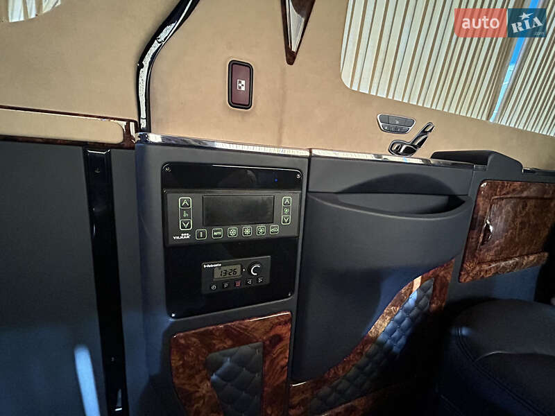 Мікроавтобус Mercedes-Benz Sprinter 2016 в Львові