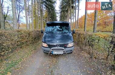 Вантажопасажирський фургон Mercedes-Benz Sprinter 2003 в Володарці