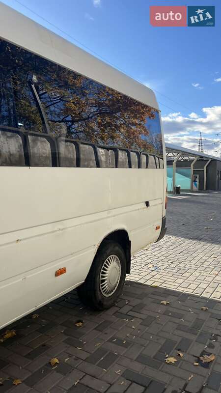 Микроавтобус Mercedes-Benz Sprinter 2001 в Днепре