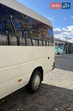 Микроавтобус Mercedes-Benz Sprinter 2001 в 
