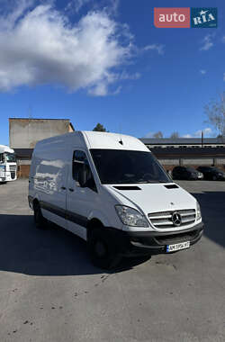 Вантажний фургон Mercedes-Benz Sprinter 2013 в Звягелі