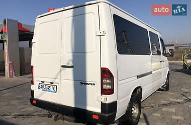 Микроавтобус Mercedes-Benz Sprinter 2005 в 