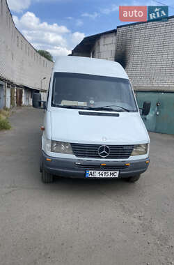 Грузовой фургон Mercedes-Benz Sprinter 1996 в 