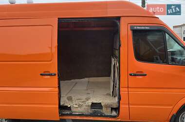 Грузовой фургон Mercedes-Benz Sprinter 2002 в Виннице