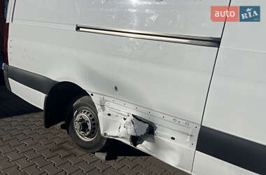 Грузовой фургон Mercedes-Benz Sprinter 2022 в 