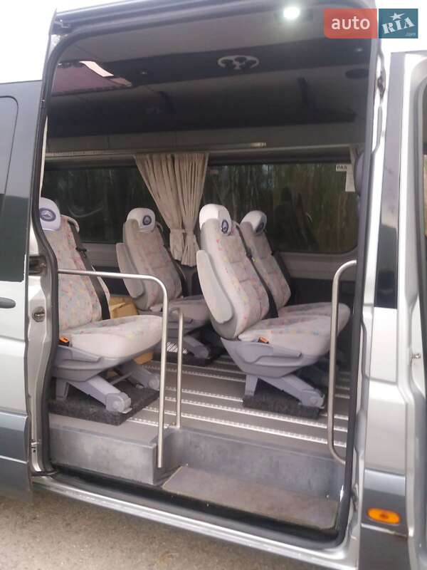 Микроавтобус Mercedes-Benz Sprinter 2011 в Синельниково