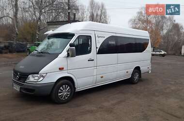 Микроавтобус Mercedes-Benz Sprinter 2000 в 