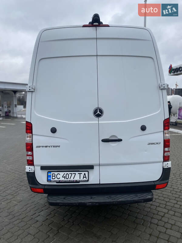 Вантажний фургон Mercedes-Benz Sprinter 2018 в Львові фото 7 Вантажний фургон Mercedes-Benz Sprinter 2018 в Львові