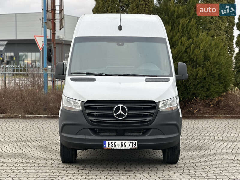Грузовой фургон Mercedes-Benz Sprinter 2020 в Львове