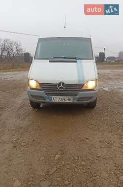 Вантажний фургон Mercedes-Benz Sprinter 2001 в Болехові