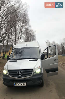 Вантажний фургон Mercedes-Benz Sprinter 2016 в Рівному