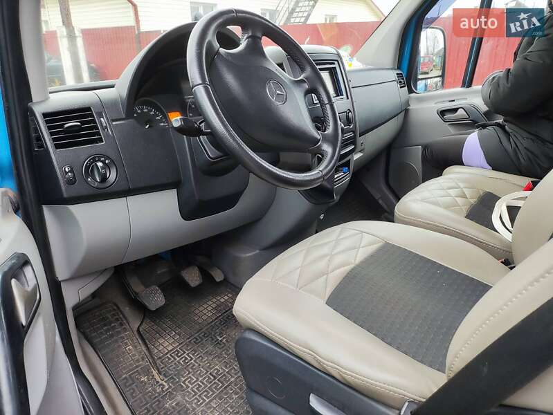 Микроавтобус Mercedes-Benz Sprinter 2009 в 