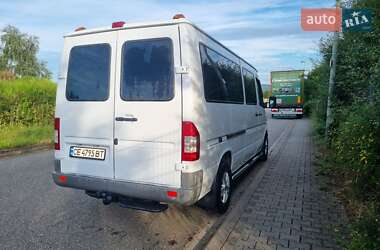 Вантажопасажирський фургон Mercedes-Benz Sprinter 2002 в Глибокій