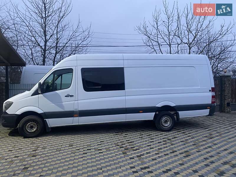 Грузовой фургон Mercedes-Benz Sprinter 2015 в Черновцах