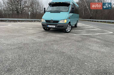 Грузопассажирский фургон Mercedes-Benz Sprinter 2002 в Виннице