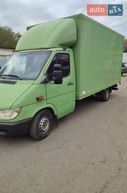 Вантажний фургон Mercedes-Benz Sprinter 2005 в 