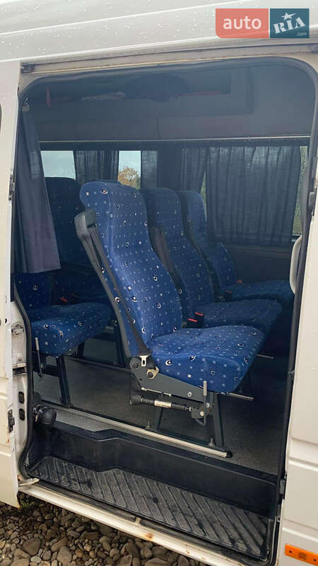Мікроавтобус Mercedes-Benz Sprinter 2006 в Іршаві