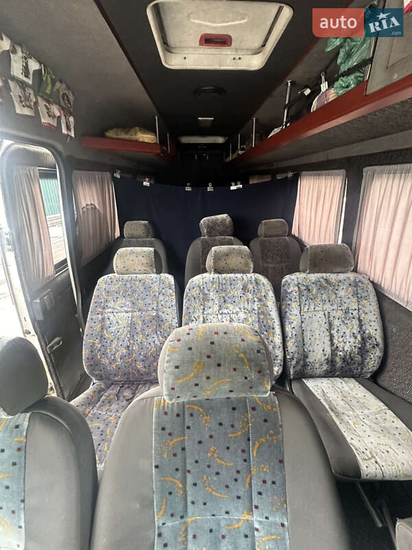 Микроавтобус Mercedes-Benz Sprinter 2004 в Белой Церкви