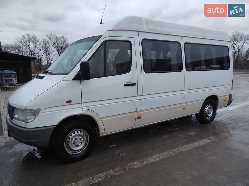 Микроавтобус Mercedes-Benz Sprinter 1999 в Дрогобыче