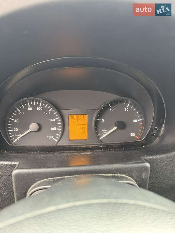 Вантажний фургон Mercedes-Benz Sprinter 2011 в Заріччі