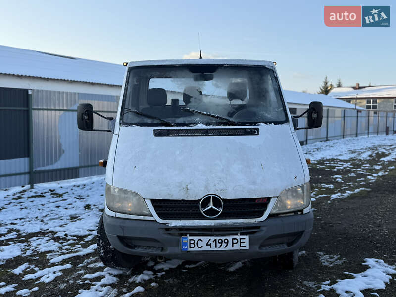 Евакуатор Mercedes-Benz Sprinter 2005 в Самборі