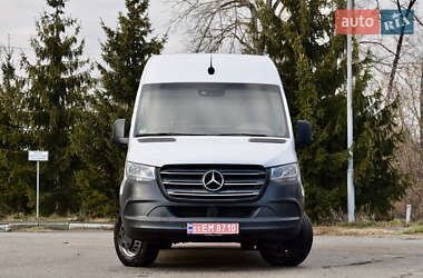 Грузовой фургон Mercedes-Benz Sprinter 2020 в 