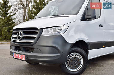 Грузовой фургон Mercedes-Benz Sprinter 2020 в 