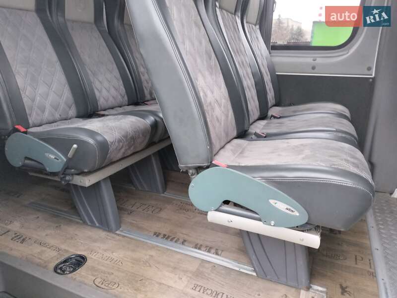 Микроавтобус Mercedes-Benz Sprinter 2012 в Павлограде